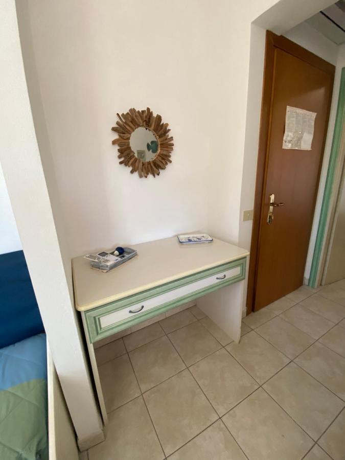 Hotel Due Torri ปอร์โตอัซซูร์โร ภายนอก รูปภาพ