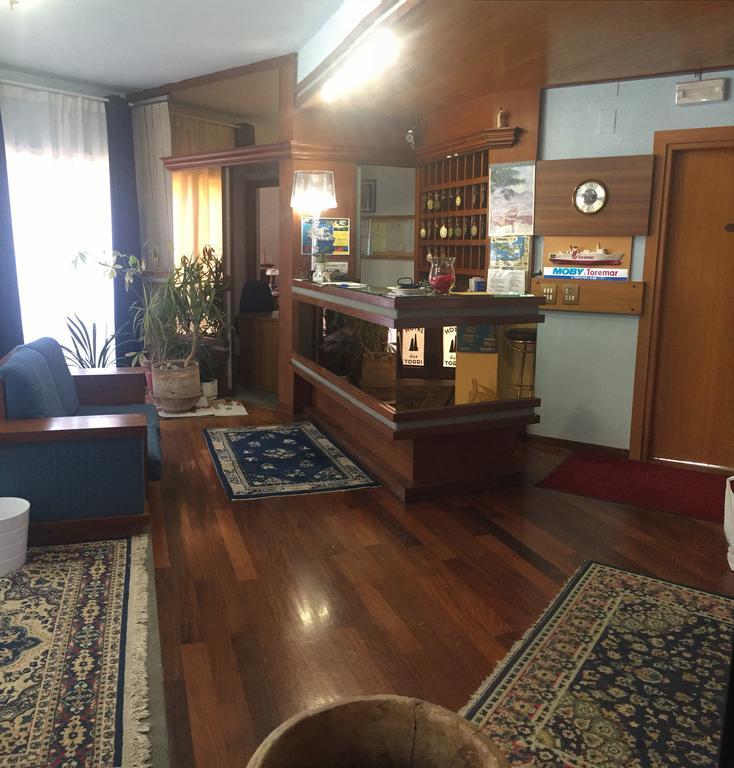 Hotel Due Torri ปอร์โตอัซซูร์โร ภายนอก รูปภาพ
